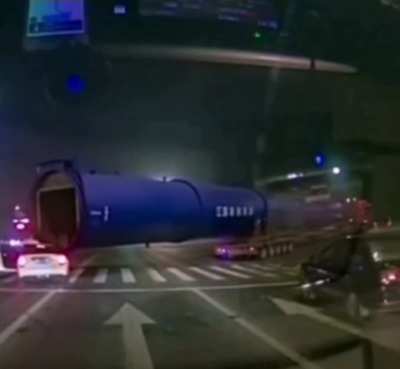 WCGW transporting an oversized load