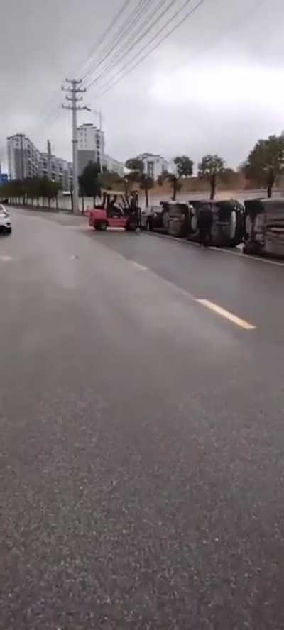 Park inside the line!