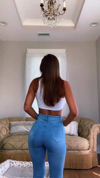 Sexy Danielle