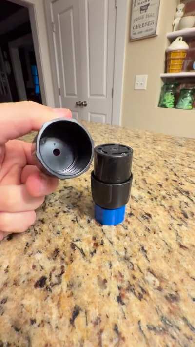 Sawyer Micro Squeeze Comes Apart
