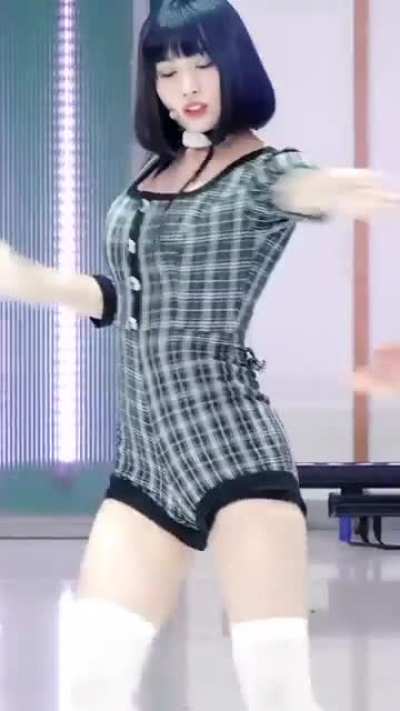 Twice Momo