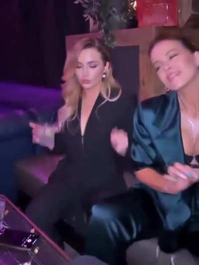 Kate Beckinsale partying with her daughter Lily Sheen