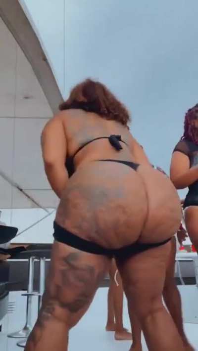 Big Ol' Donkey Butt