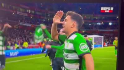 When i play against premium/meta/2700+/celebrating all goals guys its like "who celebrates at the end celebrates better". bye bye Xhaka 🤣