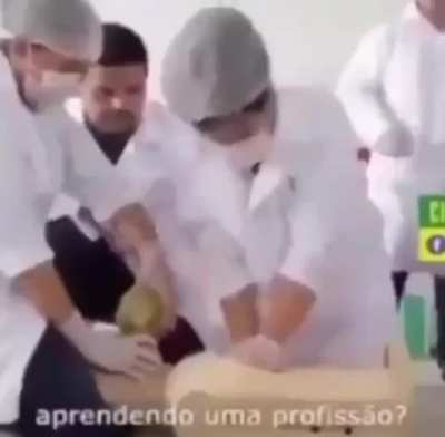 Quem aceitas a ver uma pr&oacute;stata em tempo integral?