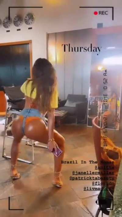 Anitta 🔥