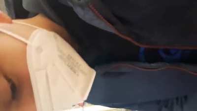 Debo decir, que no me parece bien lo muy sexualizado que esta el porno, eso si, 🤑EL DINERO ES DINERO🤑
