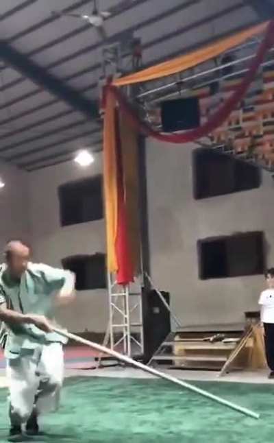 This Shaolin monks skills