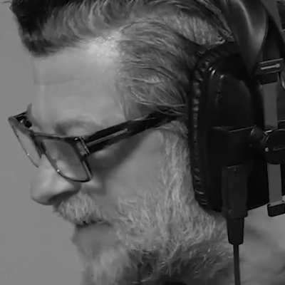 Andy Serkis moduling his voice as Smeagol for the Lord of the Rings Audiobook (starts second 25)