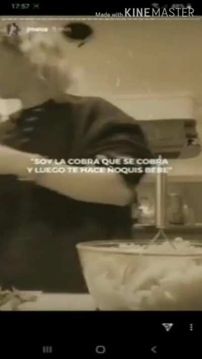 Soy la cobra que te hace &ntilde;oquis bebe