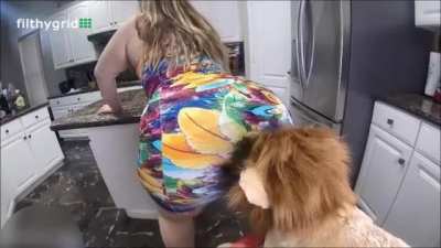 Latina let&rsquo;s loose (request)