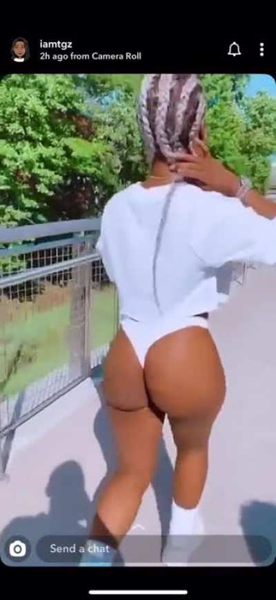 Her shii fat asf