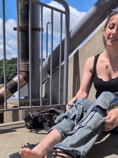 Amber's Spontaneous Tickling Shoot
