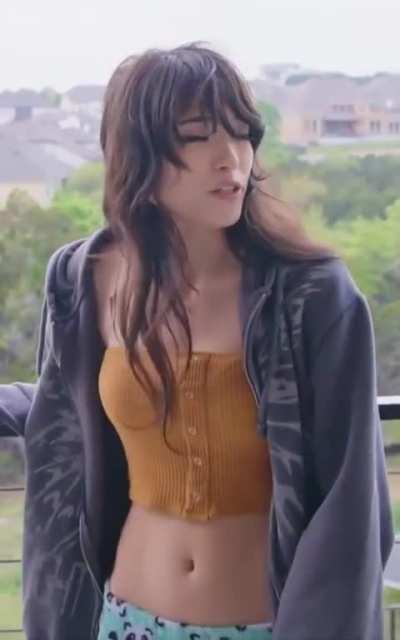 Emiru tummy 💕