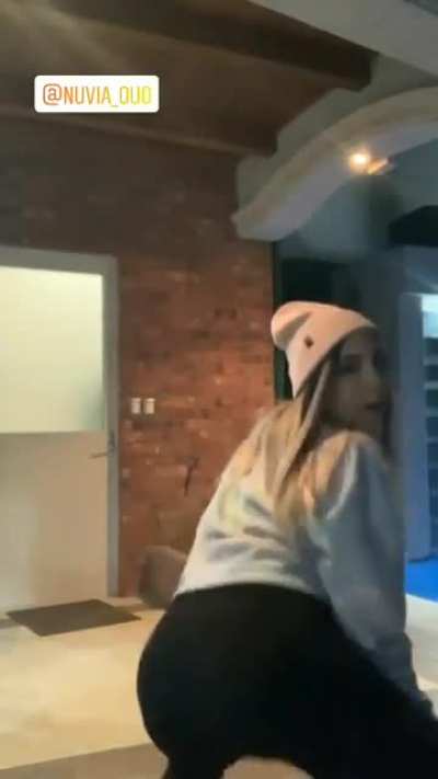 ,
