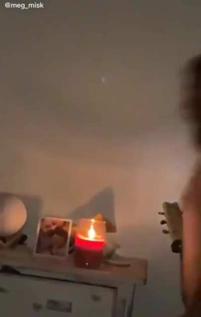 Candle goes AAAAAAA