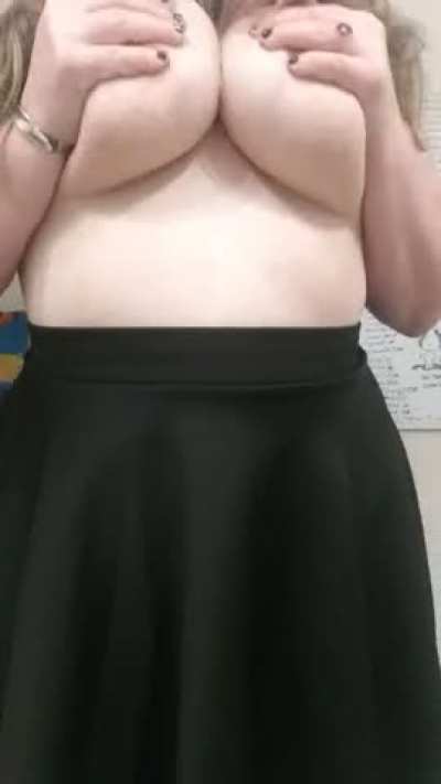 titty fuck me or