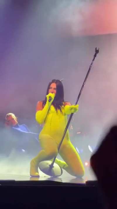 Performing &ldquo;Pretty Please&rdquo; in Minneapolis | March 2022