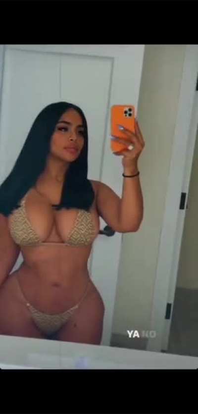 Damn🤤