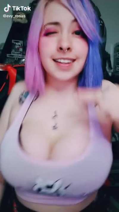 :3