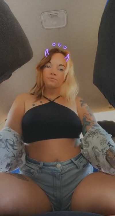 I&rsquo;m a back seat rider teehee