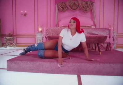 NICKI MINAJ
