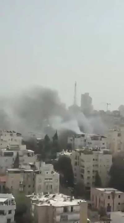 Iranian cluster missile strike on Tel Aviv