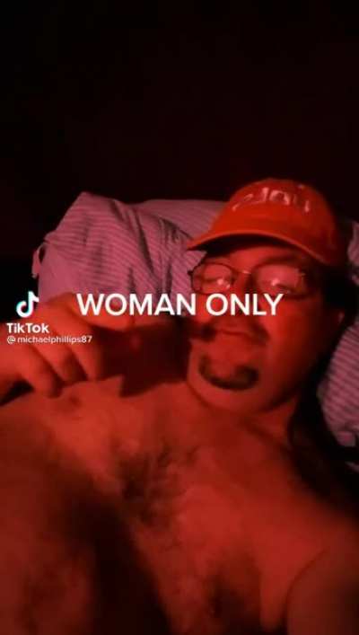 Wishing I was woman right now 🥵