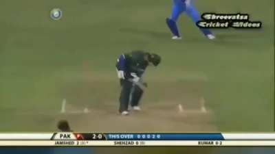 45 seconds of Bhuvi
