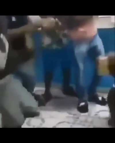 Beler u/The_İnfinity- &lsquo;yi eve &ccedil;ağırdım parti var diye aq salağına bakın fark etmedi videoya &ccedil;ektiğimi
