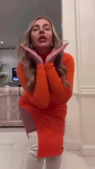 Mega PAWG