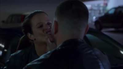 Katie Lowes &amp;amp; Guillermo Diaz - Quinn &amp;amp; Huck - aggressively making out with each other in the TV series Scandal (1/2)