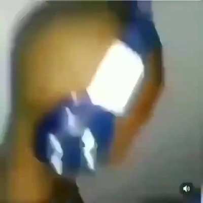 Get the fuck outta my I&rsquo;m playing Minecraft