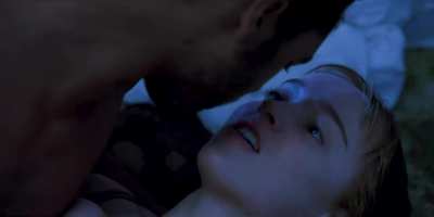 Phoebe Dynevor in Bridgerton S01E06 (part 2/4)