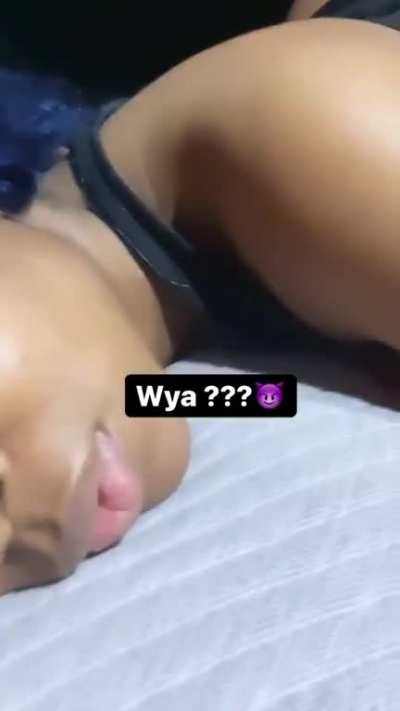 Naked ass 1/2