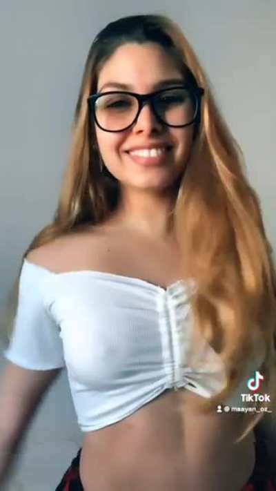 Felt cute with the glasses. Hope u will like it too.