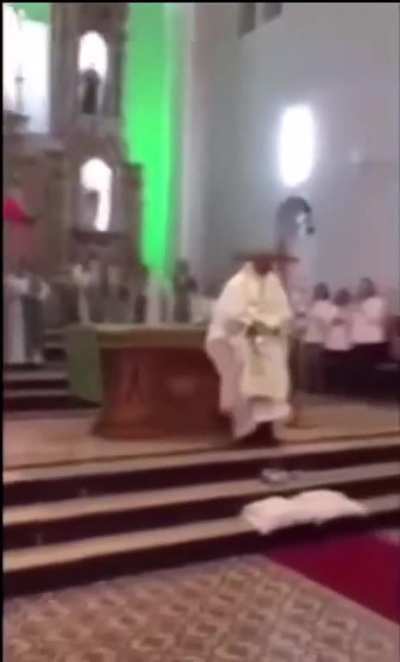 W priest