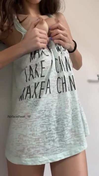 Teen tits reveal!