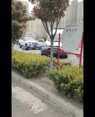 Ambulance driver runs over victims leg
