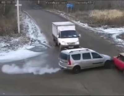 Встретились идиоты
