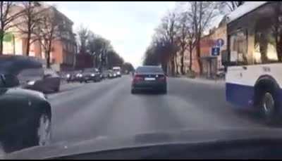 Чо т стучит в подвеске...