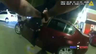A San Antonio cop abruptly confronted a teen eating in a McDonalds parking lot &amp;amp; demanded the teen exit his vehicle. When the teen asked why, the cop immediately assaulted &amp;amp; then shot him MULTIPLE TIMES. Cop tried to (falsely) claim the teen had s