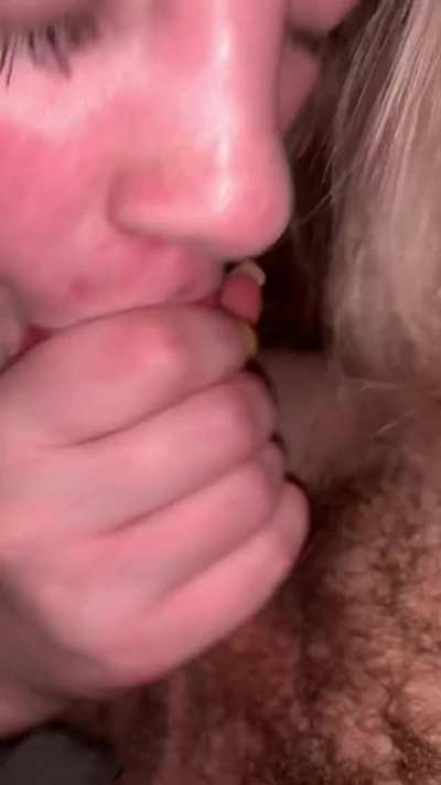 Sucking my friends dick because my husband wasn&rsquo;t in the mood 😏