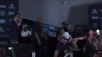 Alex Stein throws Hot Dogs (Pork) over a muslim faith fighter, absolutely disgusting.