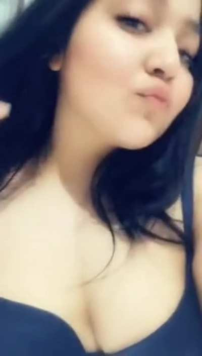 Extremely Hot Chubby Girl Teasing On Snap🤤<wbr>❤️[ JOIN PREMIUM & UNLOCK FULL COLLECTION]