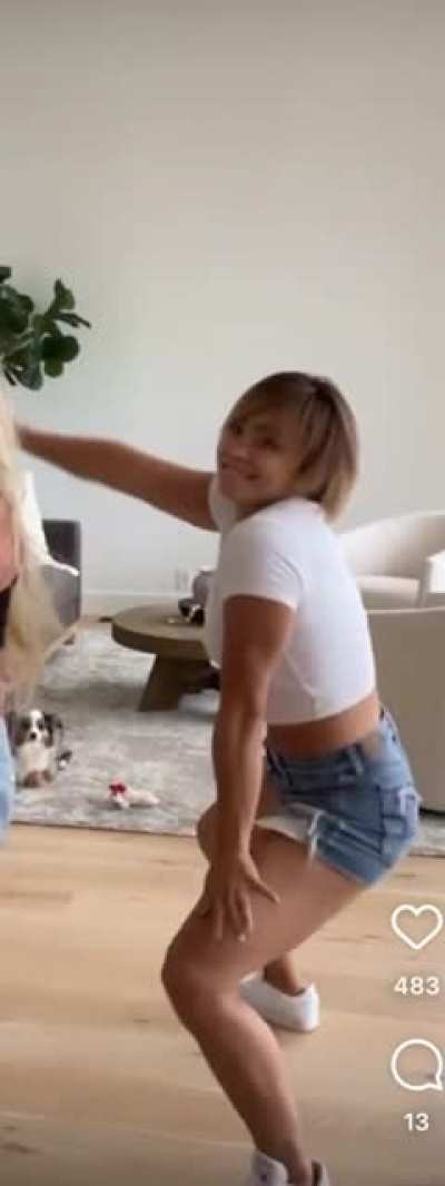 Michelle Waterson