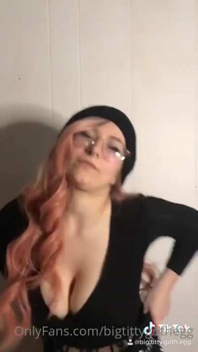 👀👀