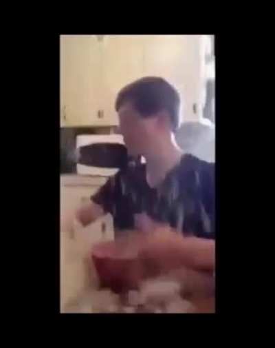 '-'