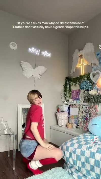 Clothes don&rsquo;t actually have a gender