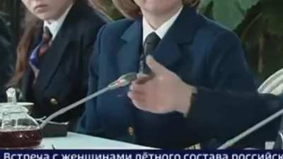 Putin painted the whole environment at the last "meeting" with the female flight crew